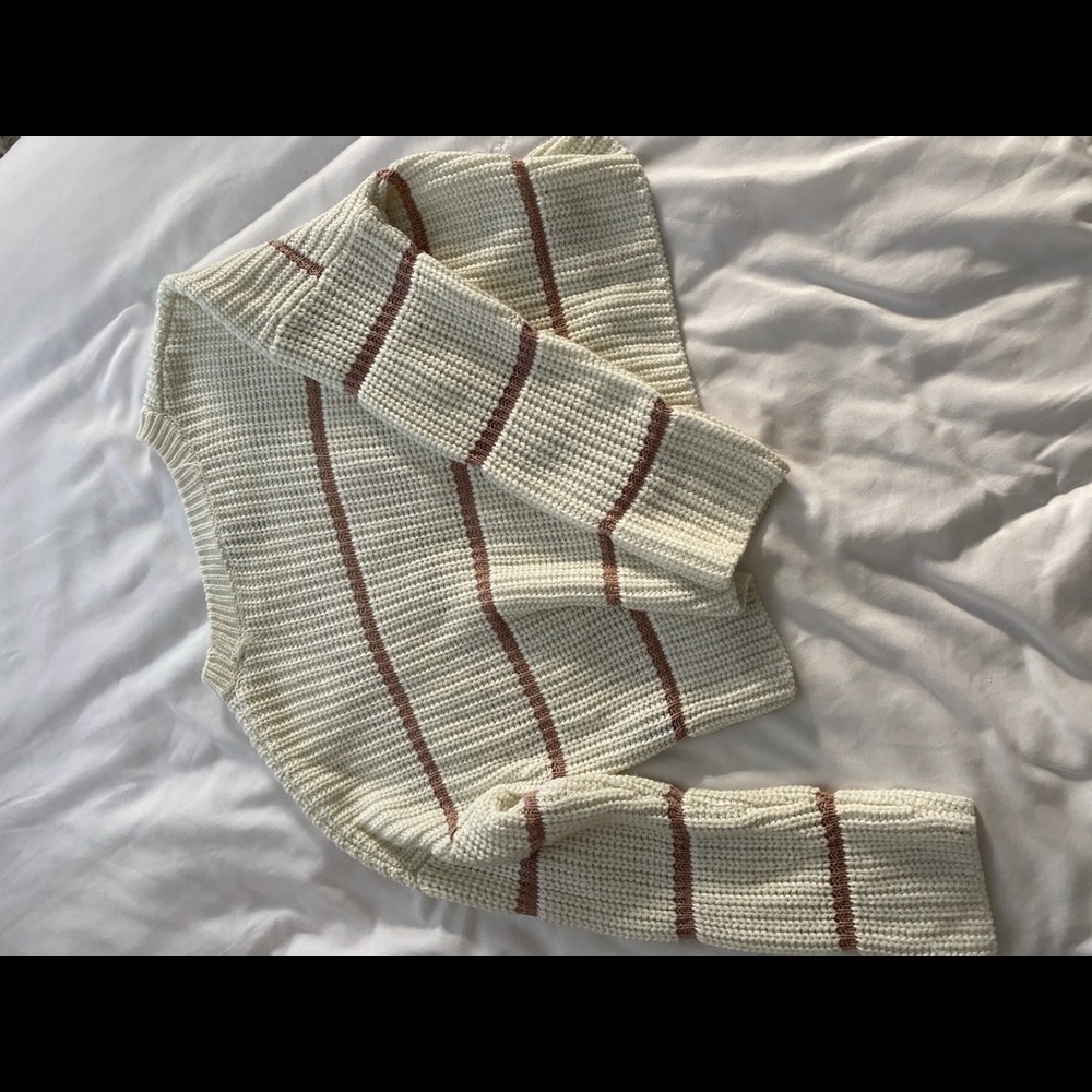 Cropped sweater